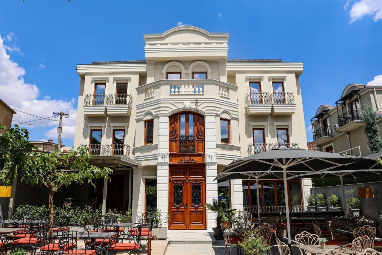 Vila Borgjeze Korce Exterior foto